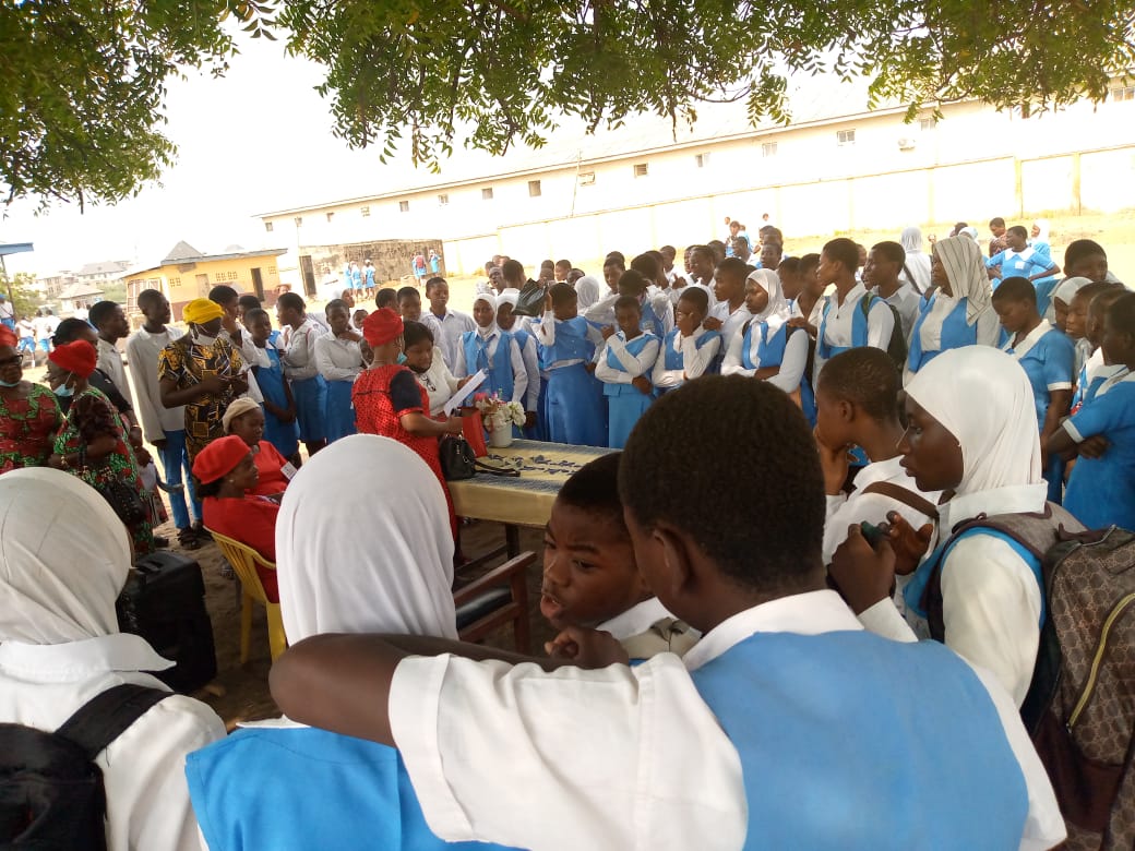 WOMEN ORGANIZATION HOLDS 2022 VALENTINE SCHOOL OUTREACH ACROSS LAGOS STATE 